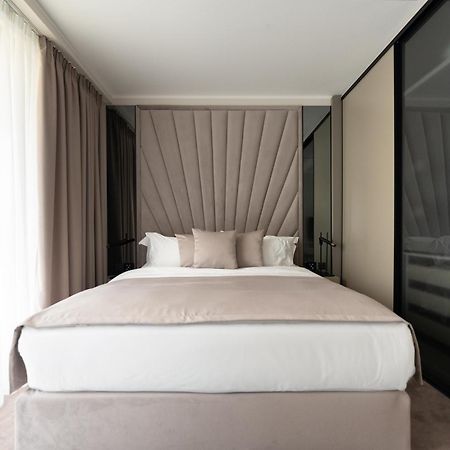 New Belgrade Premium Hotel Екстер'єр фото