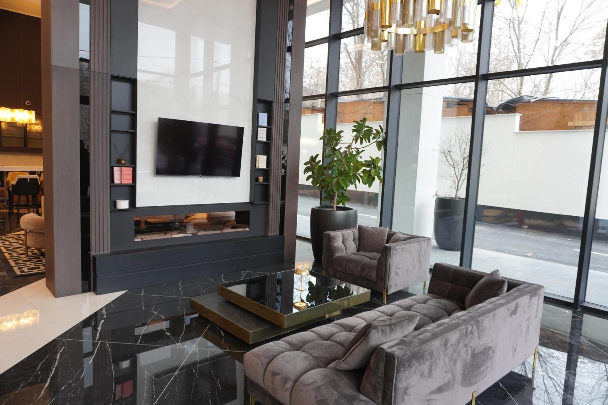New Belgrade Premium Hotel Екстер'єр фото