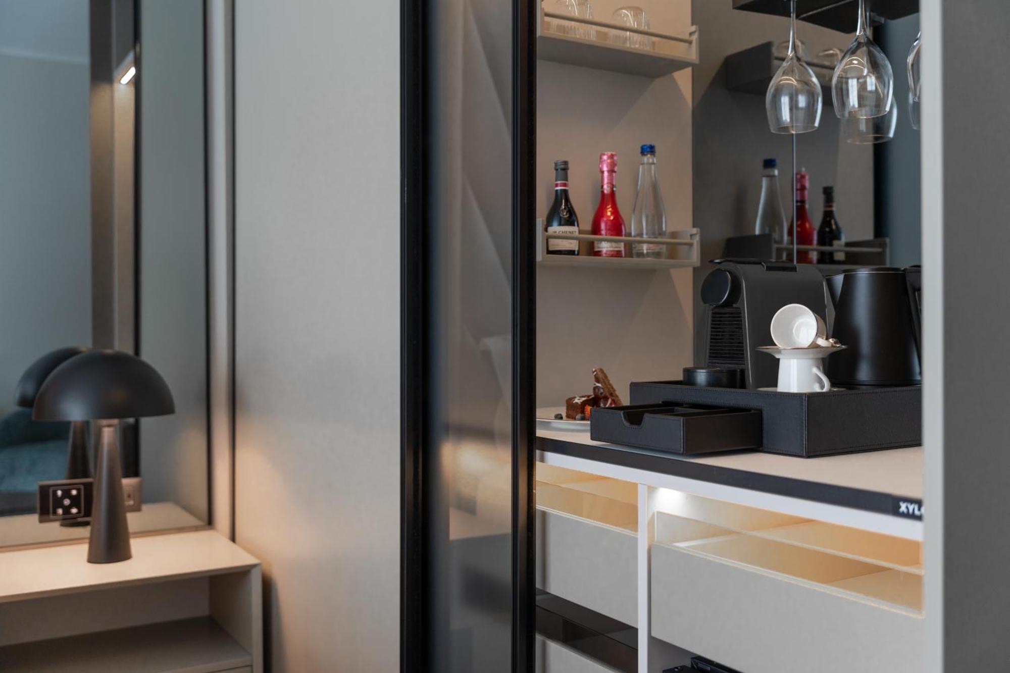 New Belgrade Premium Hotel Екстер'єр фото