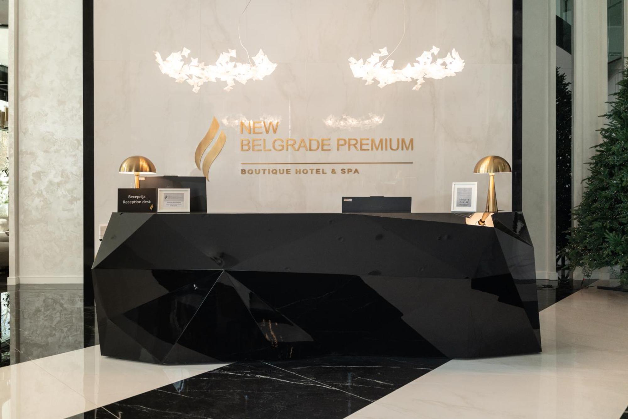 New Belgrade Premium Hotel Екстер'єр фото