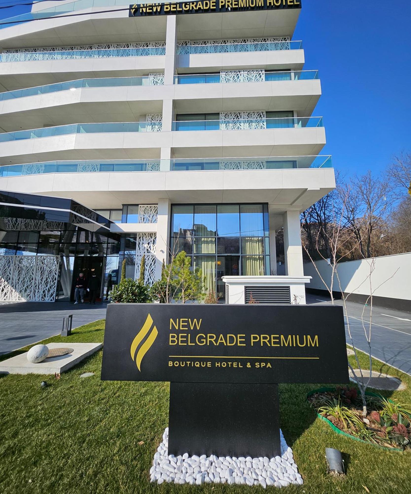 New Belgrade Premium Hotel Екстер'єр фото