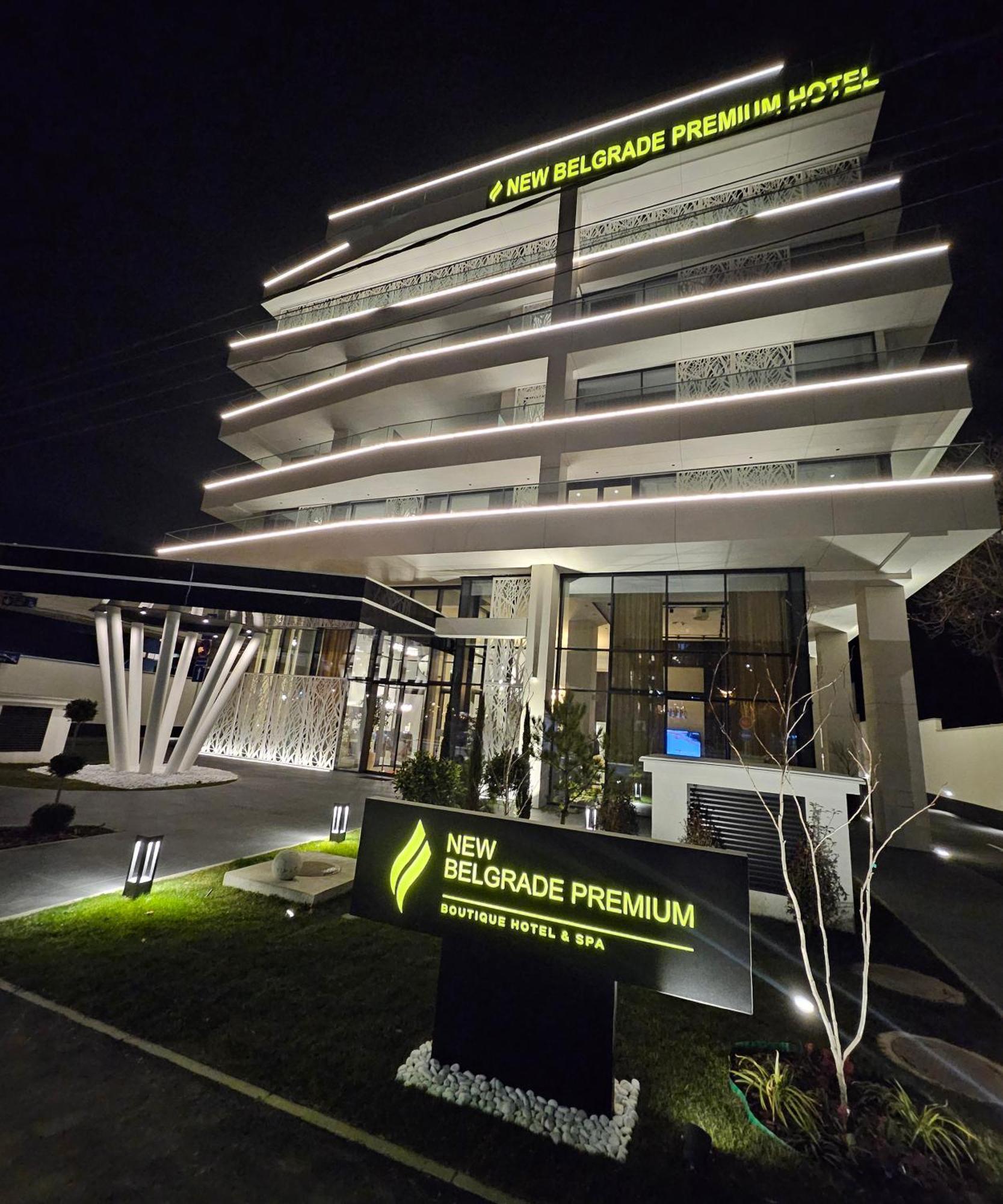 New Belgrade Premium Hotel Екстер'єр фото